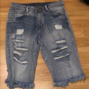 Cute Distressed Flare Jean Capris